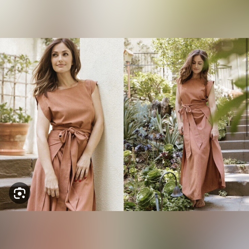 Doen market wrap 100% silk dress, S, great condition